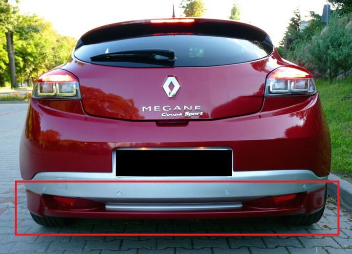 накладка заднього бампера Renault Megane III (Coupe)