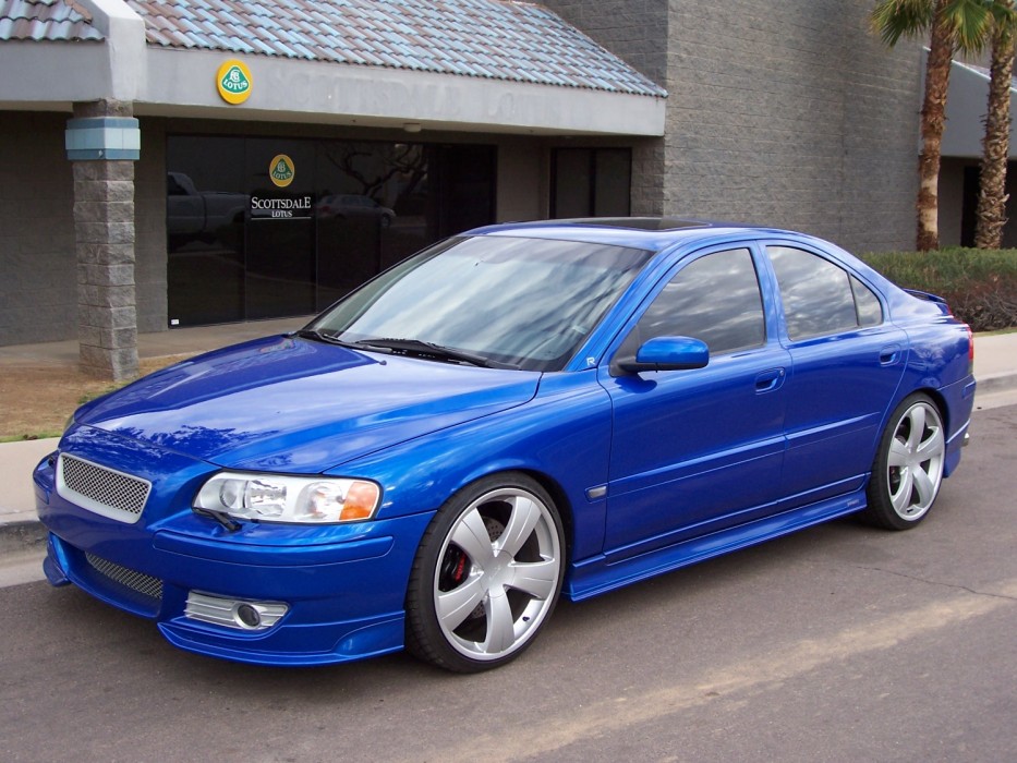 Накладки переднього бампера Volvo S60/V70 R-версія