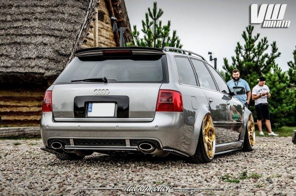 Бічні накладки заднього бампера Audi RS6 C5 універсал