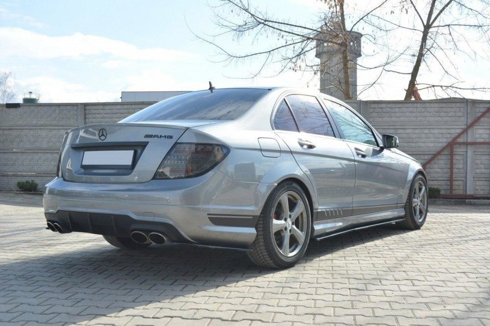 Бічні дифузори заднього бампера Mercedes C W204 63AMG/AMG-line
