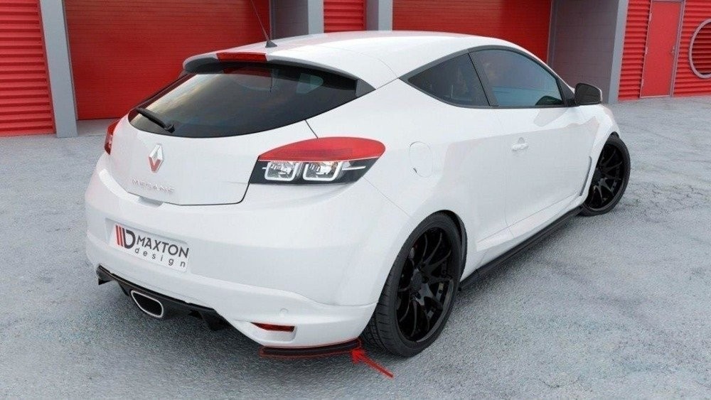 Накладки задні бічні Renault Megane III версія RS