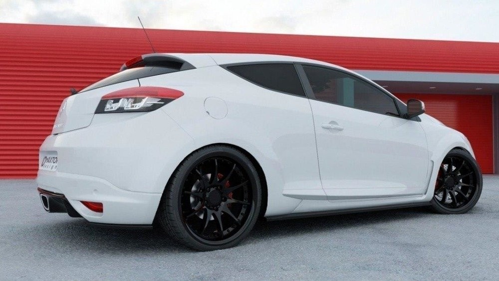 Тюнінгові дифузори під бічні пороги Renault Megane 3 RS