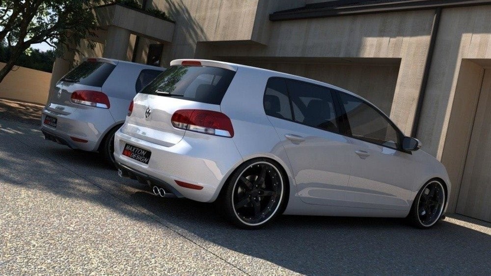 Дифузор заднього бампера VW Golf 6 під розведений вихлоп