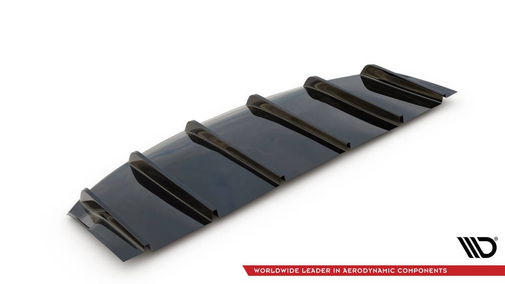 Центральний дифузор на задній бампер Tesla Model S післярестайл