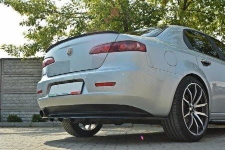 Накладка заднього бампера Alfa Romeo 159 з вертикальними ребрами