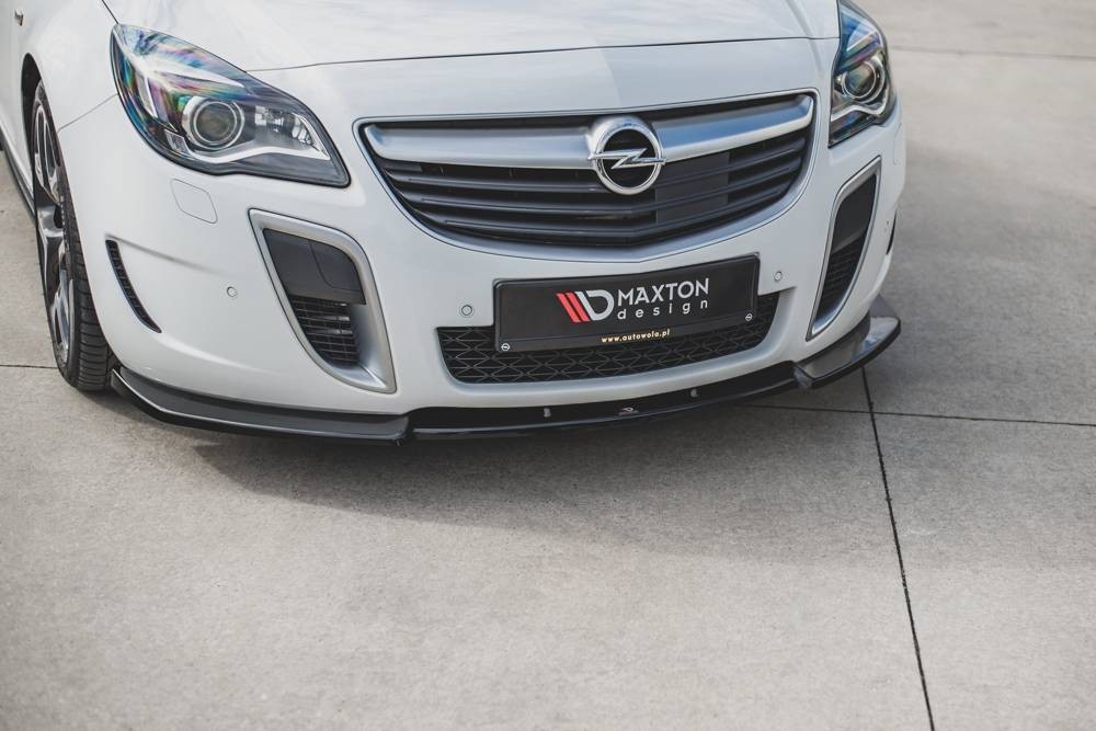 Накладка переднього бампера Opel Insignia MK1 післярест. OPC