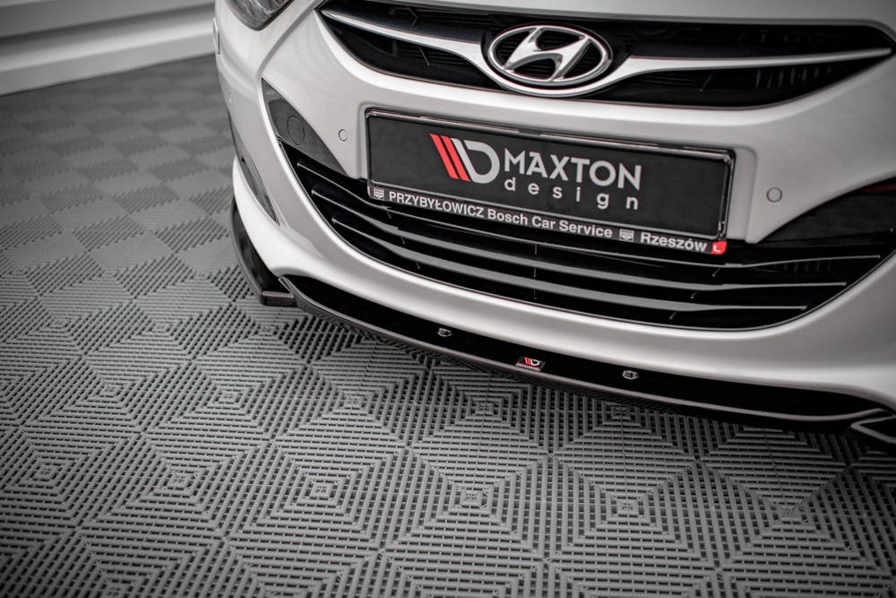 Тюнінгова накладка на передній бампер Hyundai I40 MK1