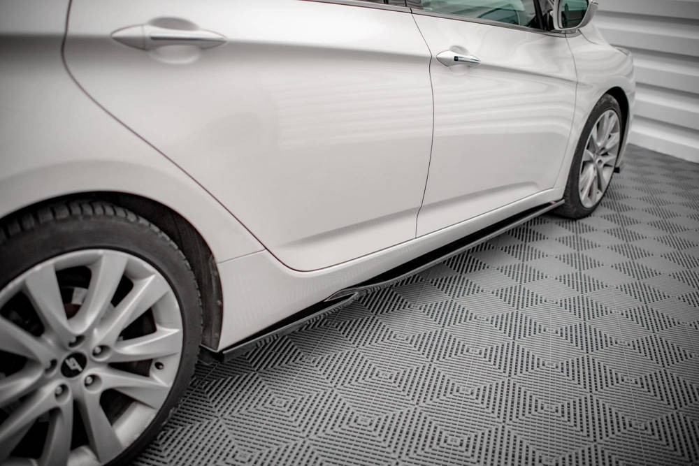 Тюнінгові дифузори під пороги Hyundai I40 MK1