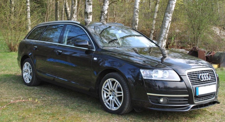 Накладка передня (дифузор) Audi A6 C6 стиль S-line