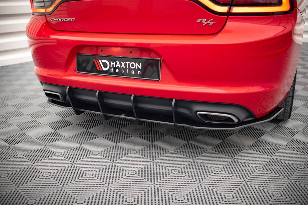 Дифузор Street pro на задній бампер Dodge Charger RT MK7 FL