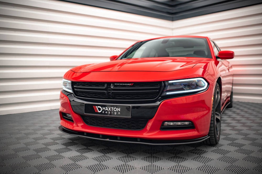 Передній дифузор Street pro під бампер Dodge Charger RT MK7 рестайл