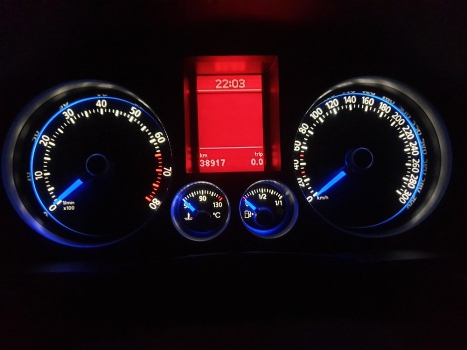Шкала-замінник миль на кілометри VW Golf 5 GTI, R32
