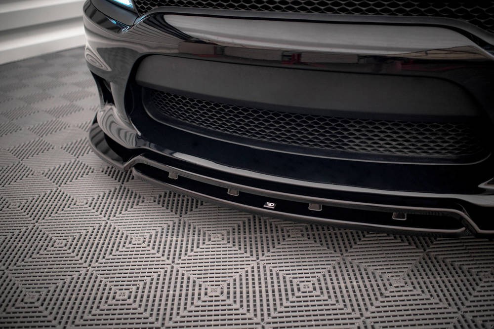 Тюнінг накладка на передній бампер Dodge Charger MK7 SRT рестайл вер. 1