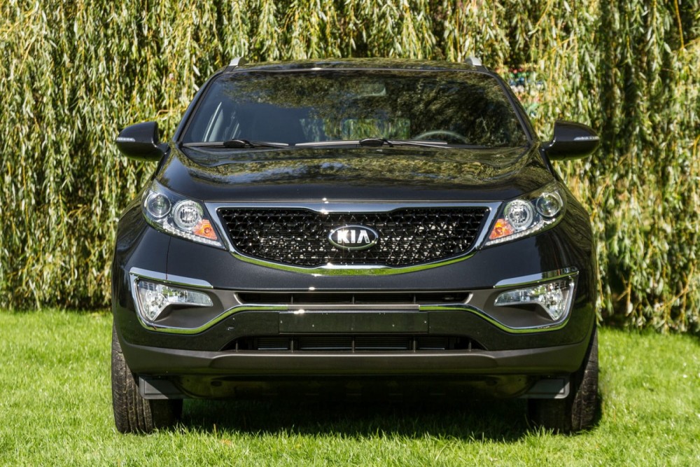 Ліства переднього бампера Kia Sportage