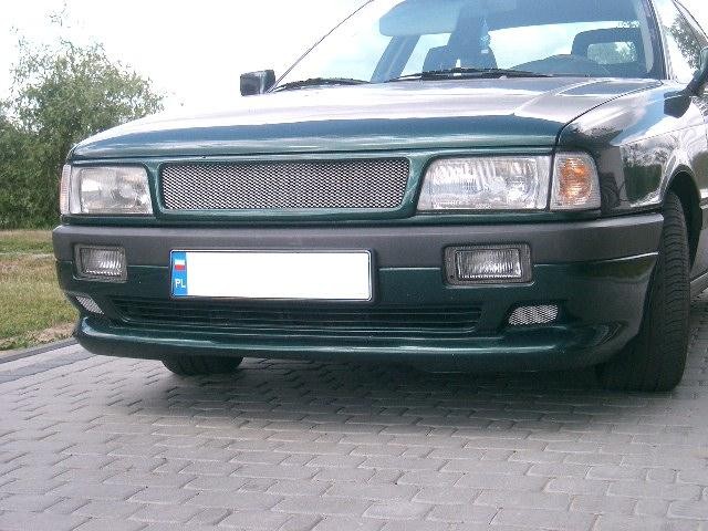 Решітка радіатора з накладками на фари Audi 80 B3
