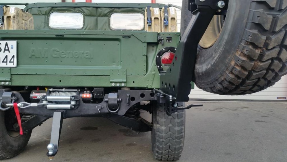 Кріплення запасного колеса Hummer H1 (1992-2006)