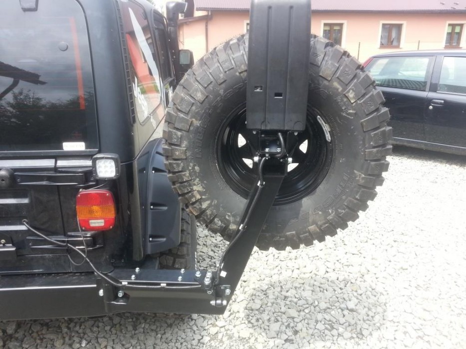 Кріплення запасного колеса Jeep Wrangler TJ (1997-2006)