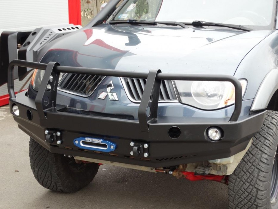 Силовий передній бампер Mitsubishi L200 (2005-2015)