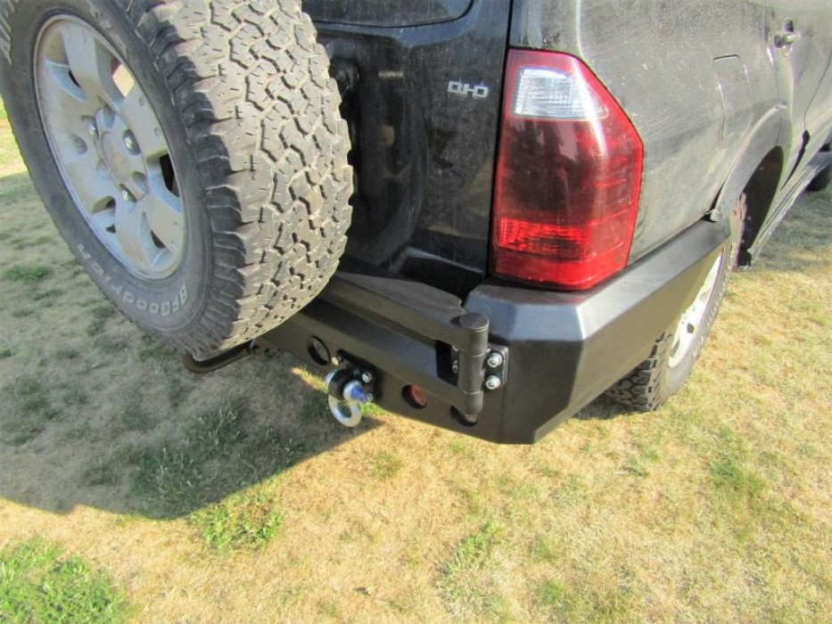 Кріплення запасного колеса Mitsubishi Pajero III (1999-2006)