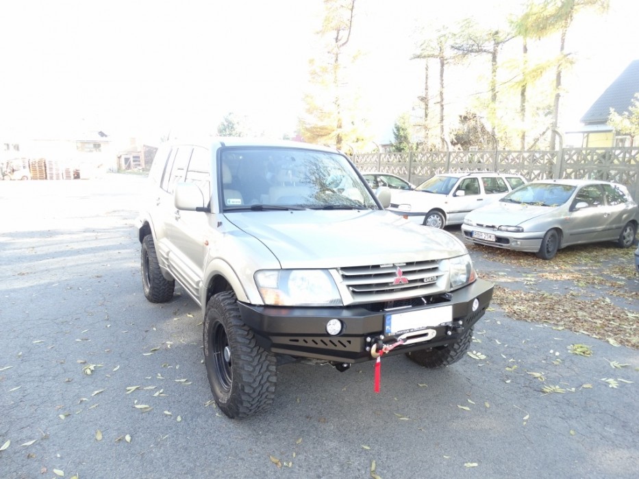Силовий передній бампер Mitsubishi Pajero III (1999-2006)
