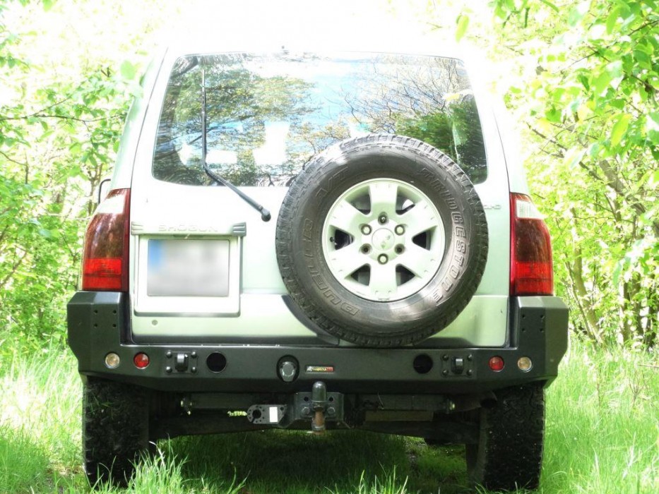 Силовий задній бампер Mitsubishi Pajero III (1999-2006) SWB