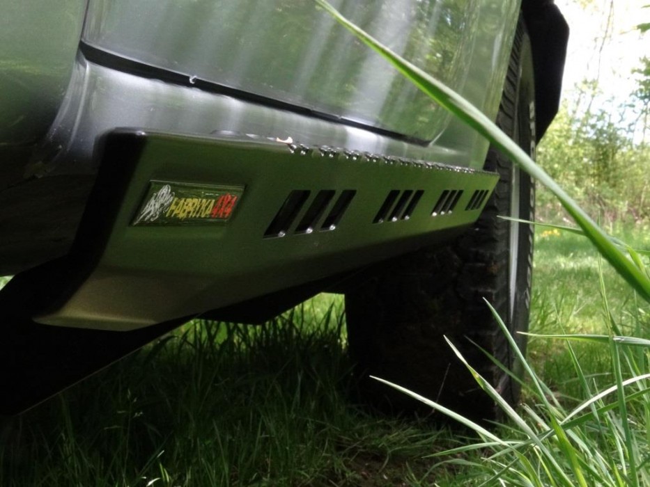 Силові пороги Mitsubishi Pajero III (1999-2006) SWB