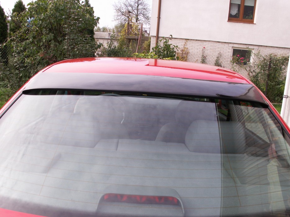 Бленда (накладка на заднє скло) Audi A4 B5