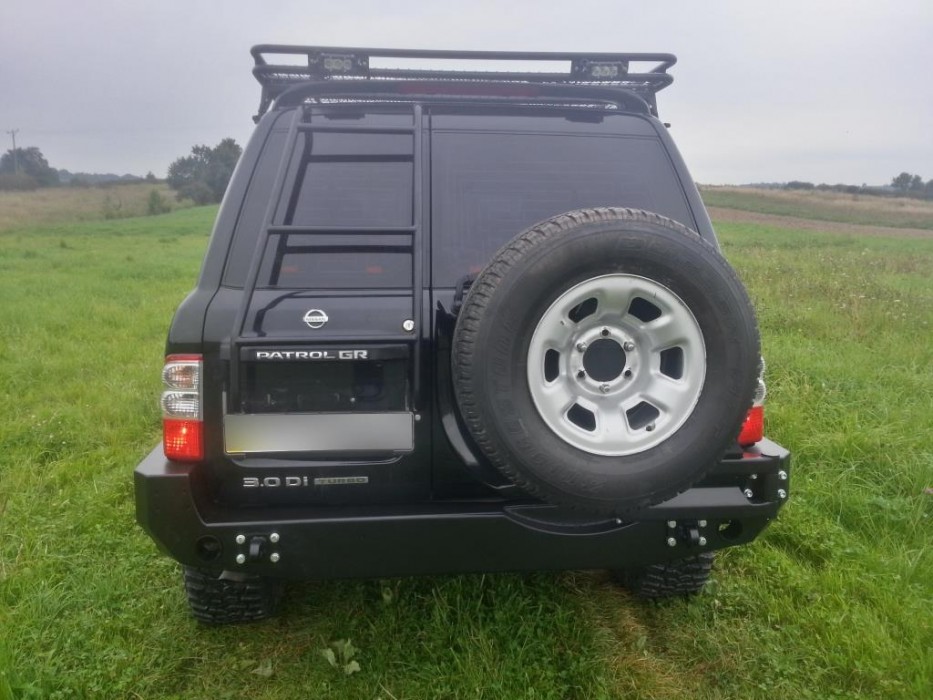 Силовий задній бампер NISSAN PATROL Y61
