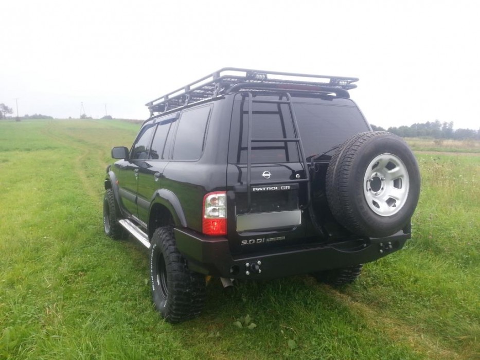 Силовий задній бампер NISSAN PATROL Y61