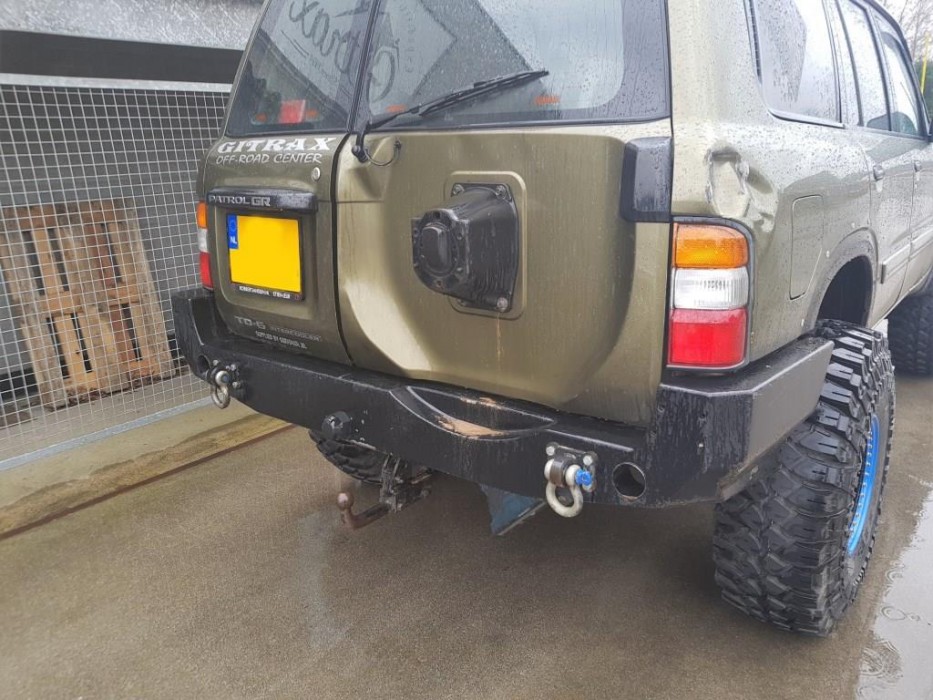 Силовий задній бампер NISSAN PATROL Y61