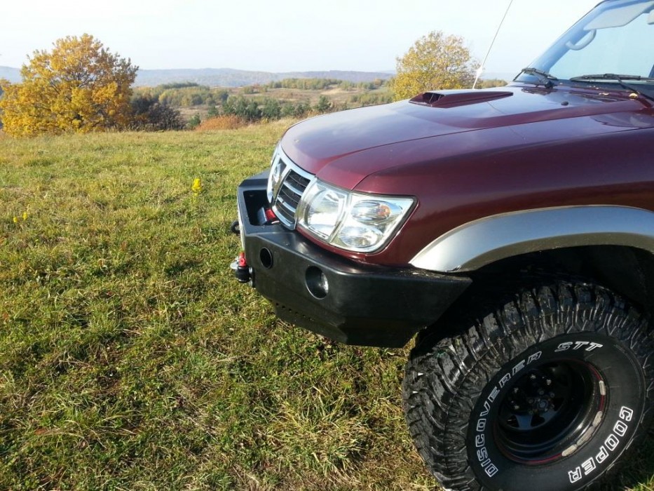 Силовий передній бампер NISSAN PATROL Y61