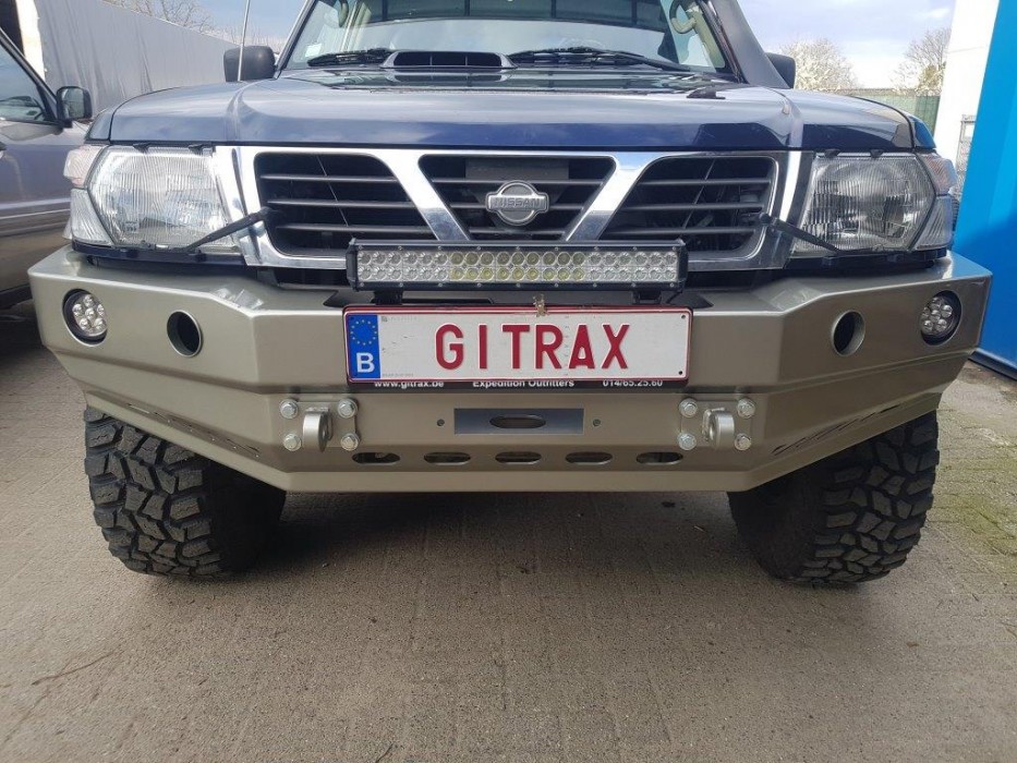 Силовий передній бампер NISSAN PATROL Y61