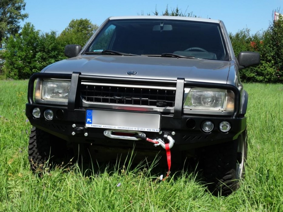 Силовий передній бампер із кенгурятником Opel Frontera A (1991-1998)