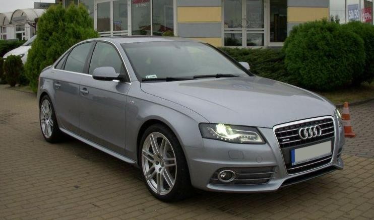 Накладки на пороги Audi A4 B8 стиль S-line