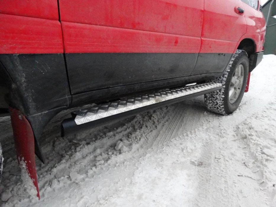 Пороги Toyota Land Cruiser J100, 105