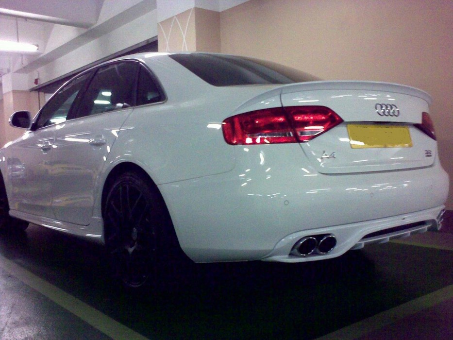 Дифузор заднього бампера Audi A4 B8 у стилі ABT