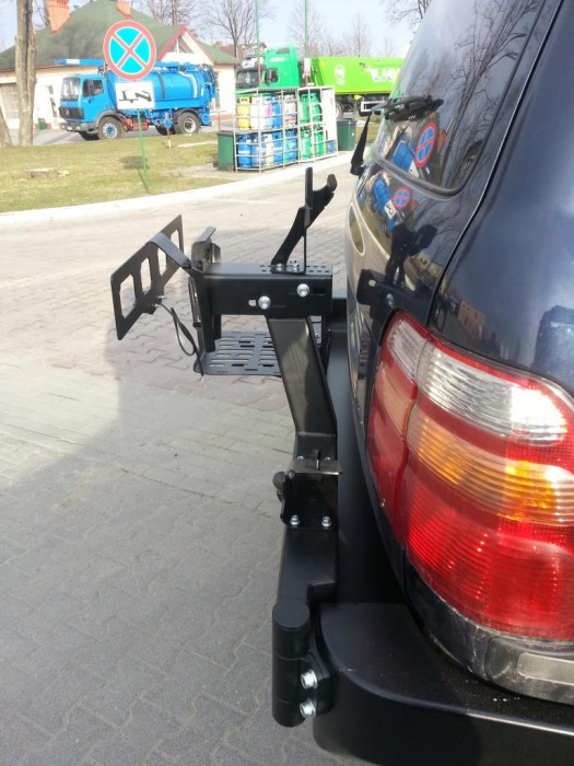 Кріплення запасного колеса Toyota Land Cruiser J100, 105