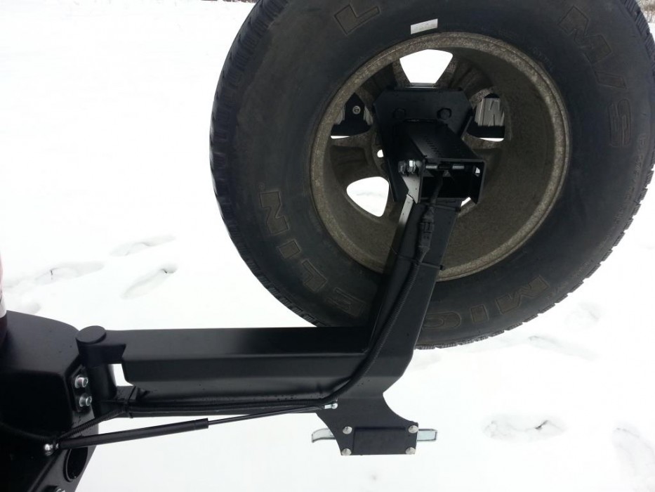 Кріплення запасного колеса Toyota Land Cruiser J100, 105