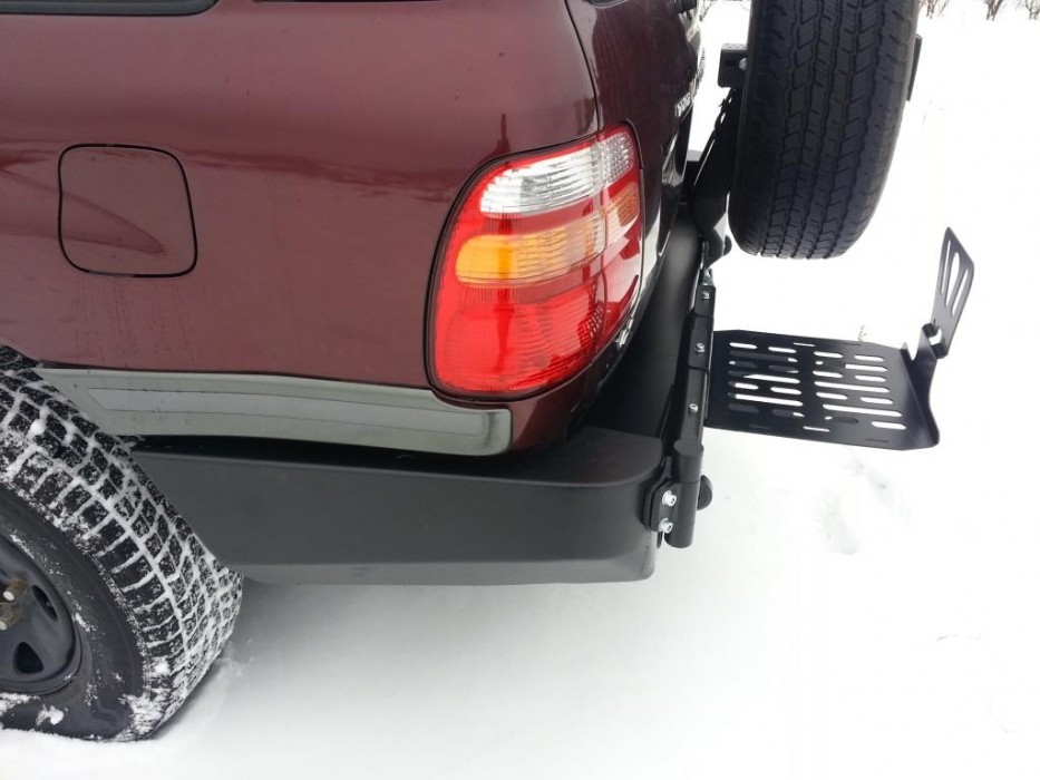 Силовий задній бампер Toyota Land Cruiser J100, 105