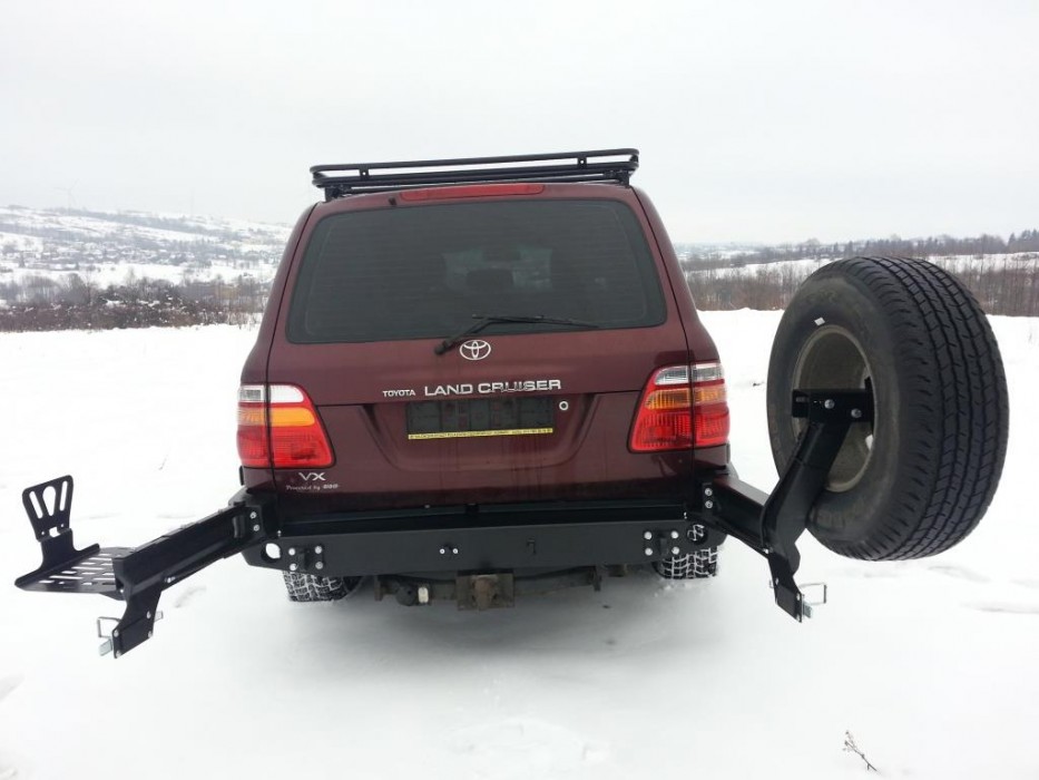 Силовий задній бампер Toyota Land Cruiser J100, 105
