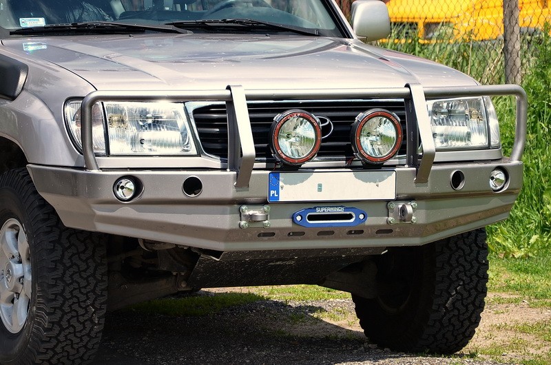 Захисна дуга переднього бампера Toyota Land Cruiser J100, 105
