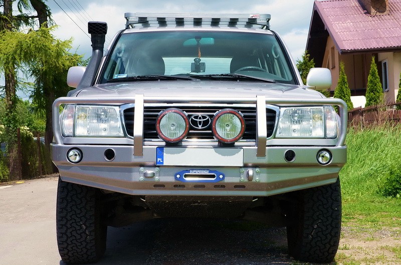 Захисна дуга переднього бампера Toyota Land Cruiser J100, 105