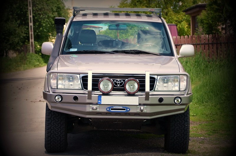 Захисна дуга переднього бампера Toyota Land Cruiser J100, 105