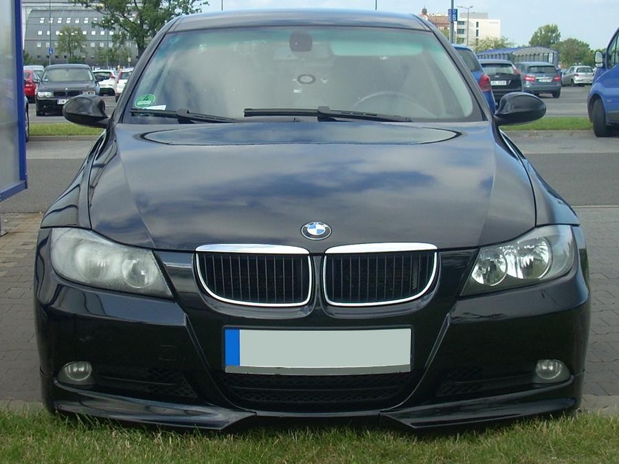 Накладки переднього бампера BMW E90 дорестайл