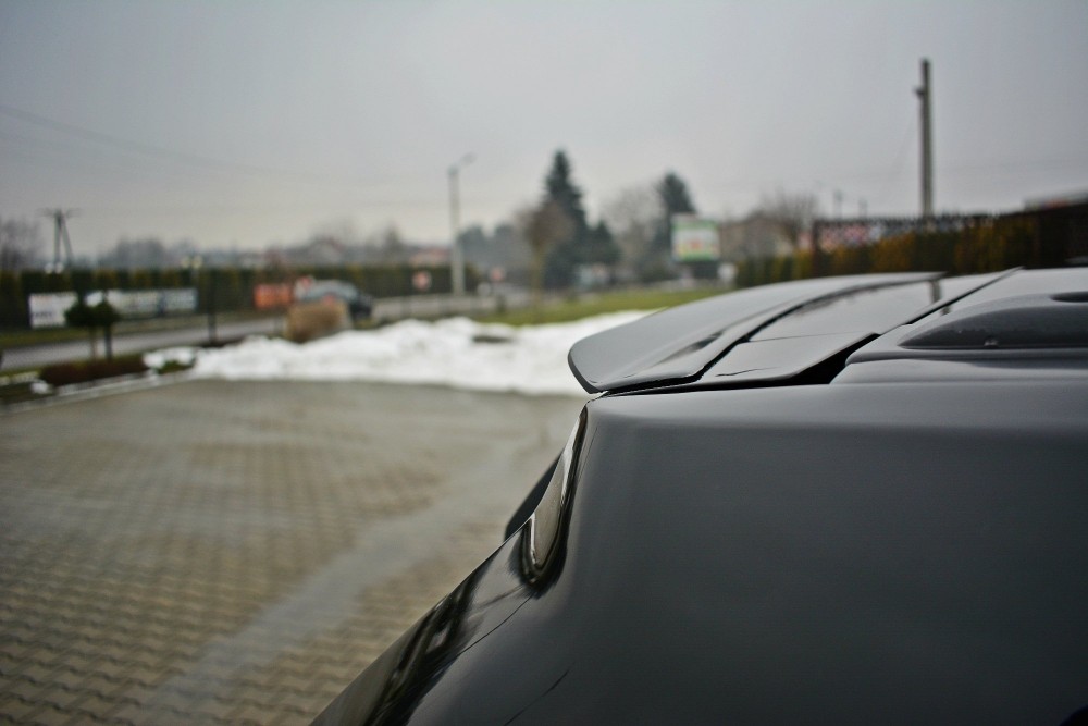 Спойлер кришки багажника Jeep Grand Cherokee WK STR8