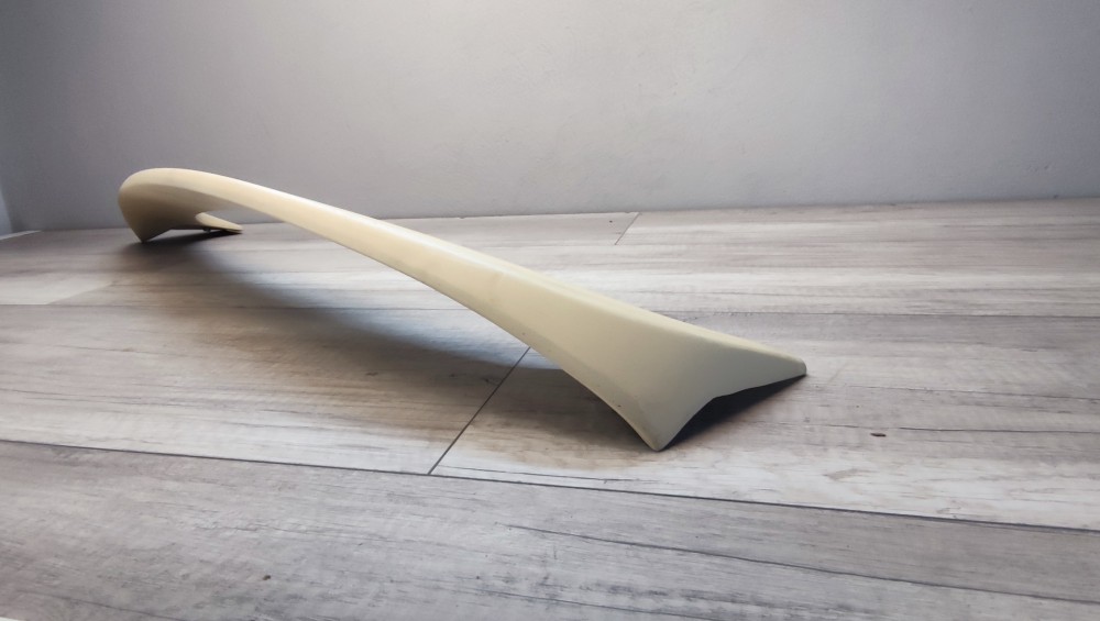 Спойлер кришки багажника Dacia Sandero