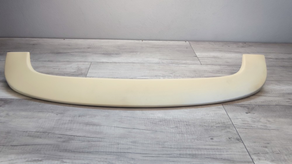 Спойлер кришки багажника Dacia Sandero