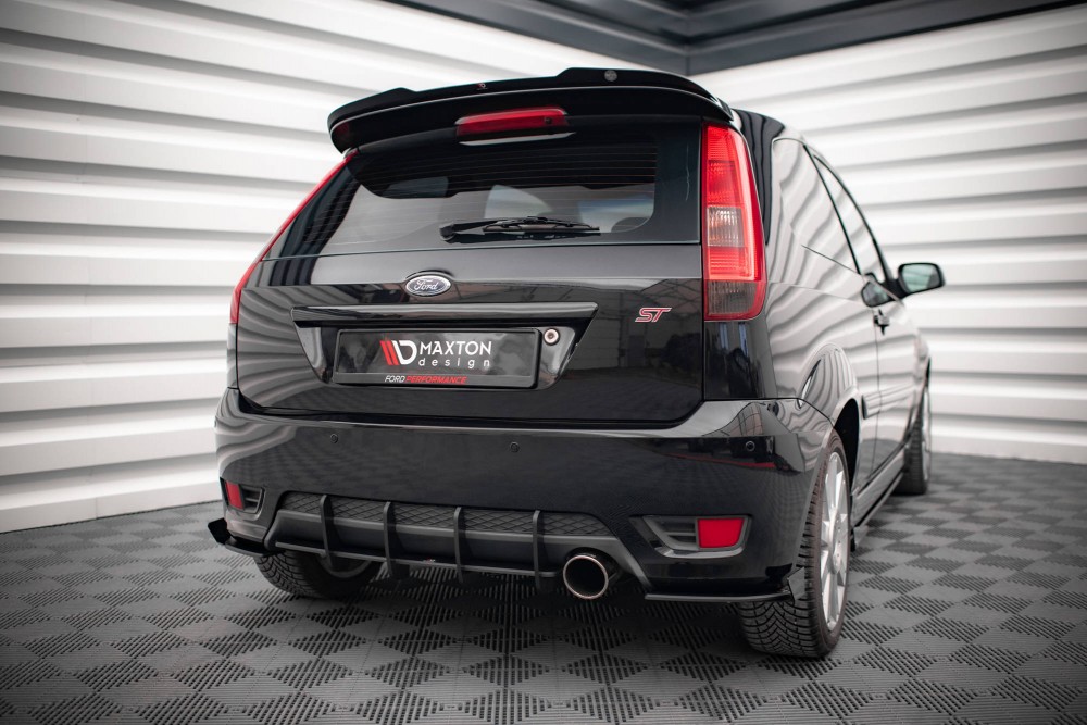 Центральний дифузор на задній бампер - Street Pro Ford Fiesta Mk6 ST