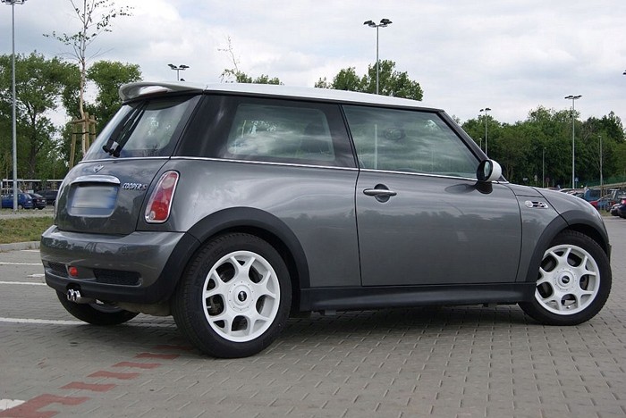 Спойлер заднього скла Mini R50/R53 S-look