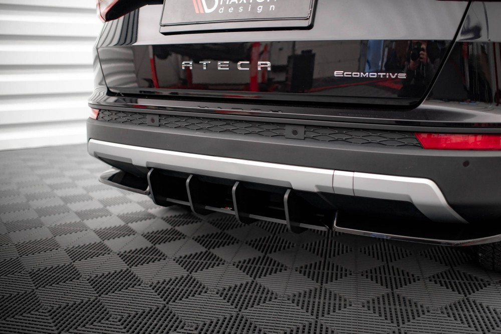 Центральний дифузор на задній бампер Street Pro Seat Ateca Mk1
